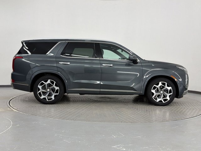 Palisade Calligraphy SUV