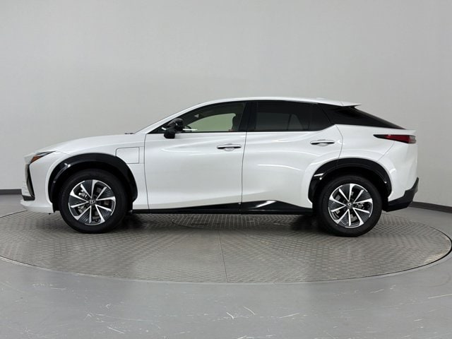 RZ 300e RZ 300e Luxury SUV