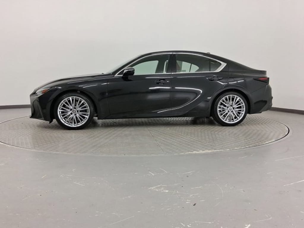 New 2025 Lexus IS 300 4-DOOR SEDAN