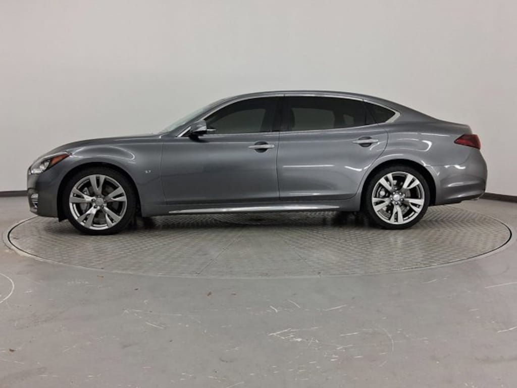 Used 2018 INFINITI Q70L 3.7 LUXE Sedan