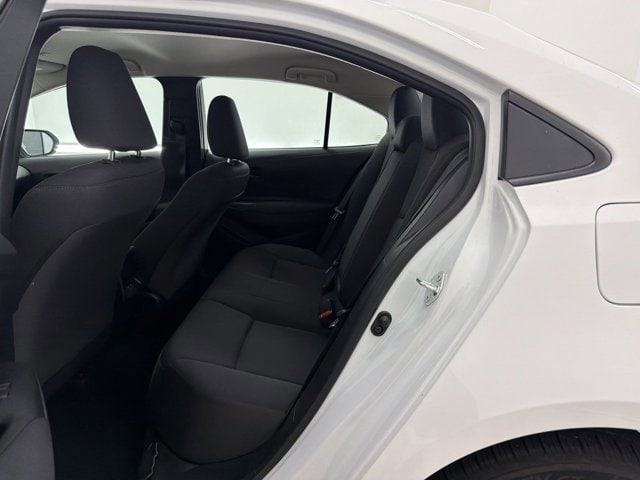 2025 Toyota Corolla LE - Photo 13