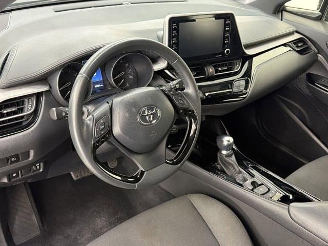 2021 Toyota C-HR LE SUV