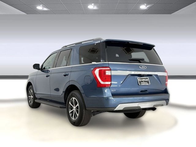 2020 Ford Expedition XLT photo 2