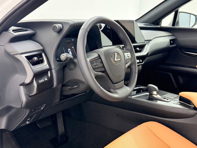 UX 300h UX 300h Premium SUV