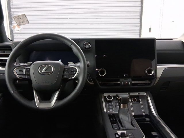 2024 Lexus GX 550 Overtrail photo 4