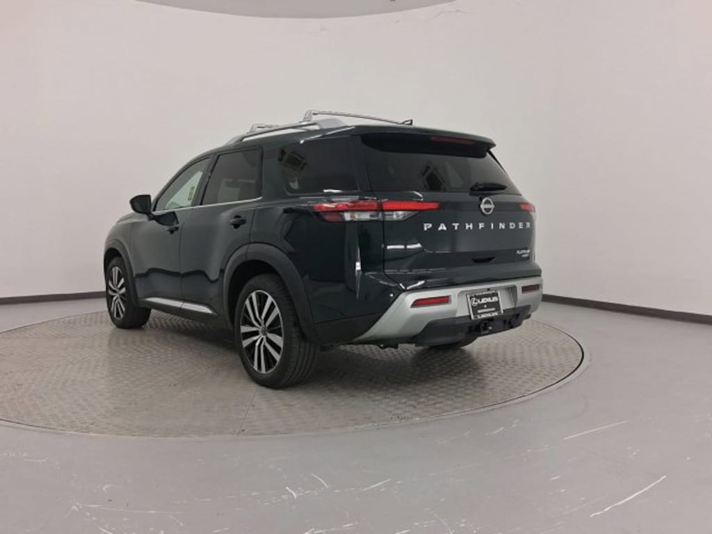 Used 2023 Nissan Pathfinder Platinum SUV