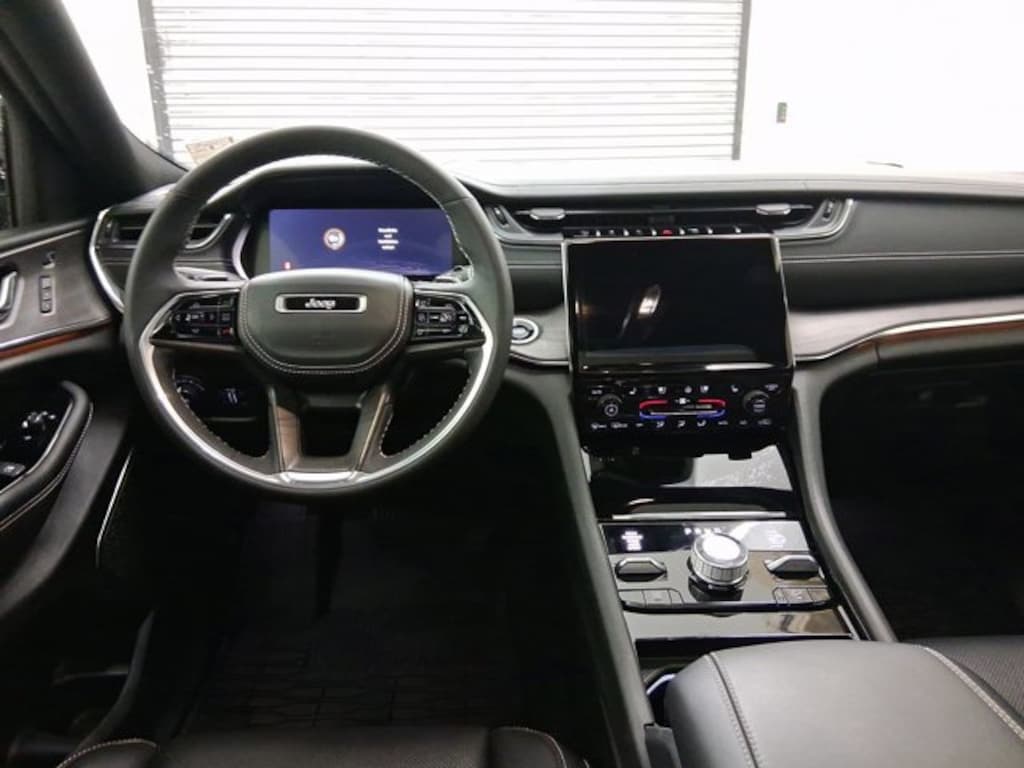 Used 2024 Jeep Grand Cherokee Overland SUV