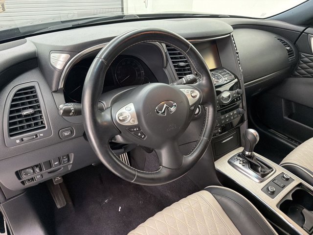 QX70 RWD SUV