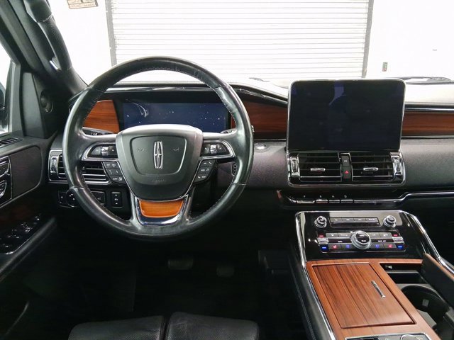 2018 Lincoln Navigator Reserve photo 3