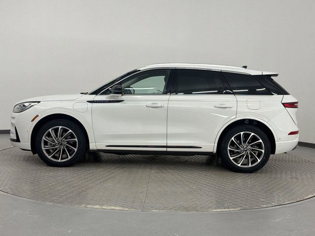 Corsair Grand Touring SUV