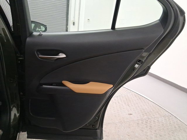 2024 Lexus UX 250h Premium - Photo 28