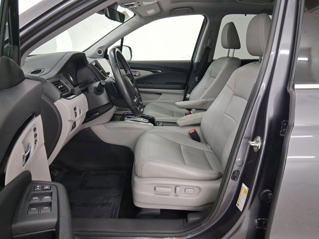 2019 Honda Pilot Touring photo 4
