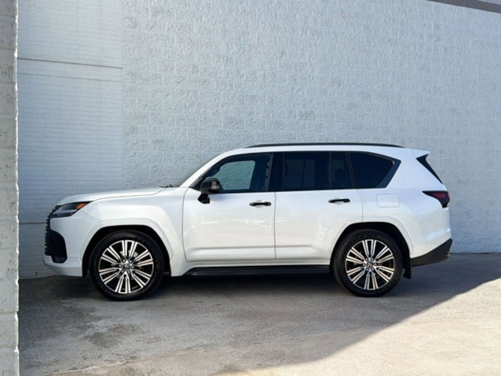 Certified 2025 Lexus LX 600 LUXURY SUV