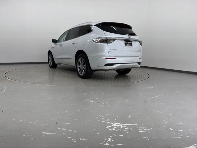 2024 Buick Enclave Avenir photo 3
