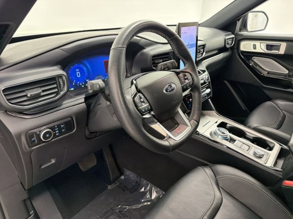 Used 2023 Ford Explorer ST SUV