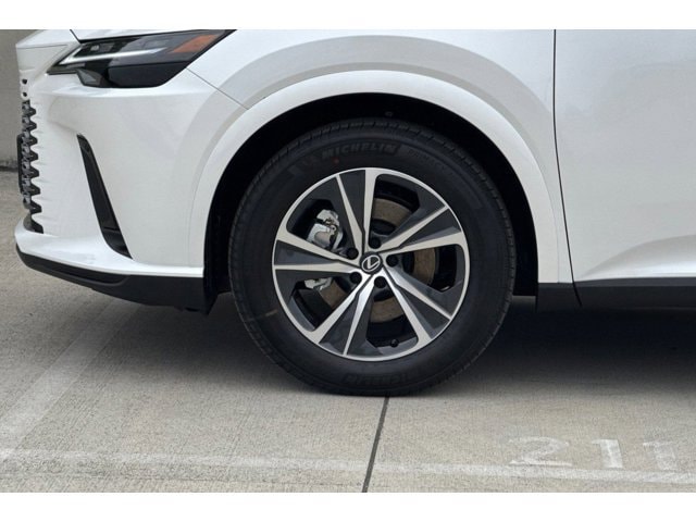 2026 Lexus RX 350 - Photo 11