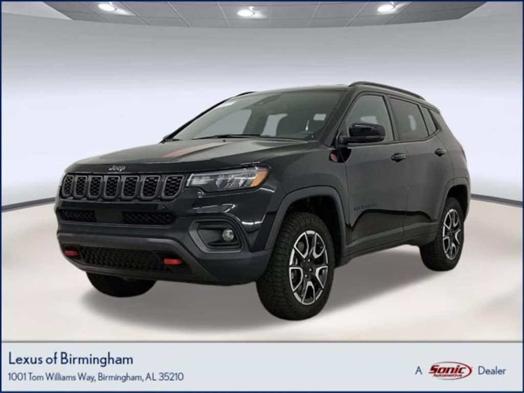 Used 2024 Jeep Compass Trailhawk SUV