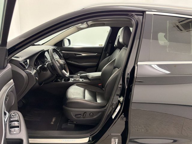 QX50 LUXE SUV