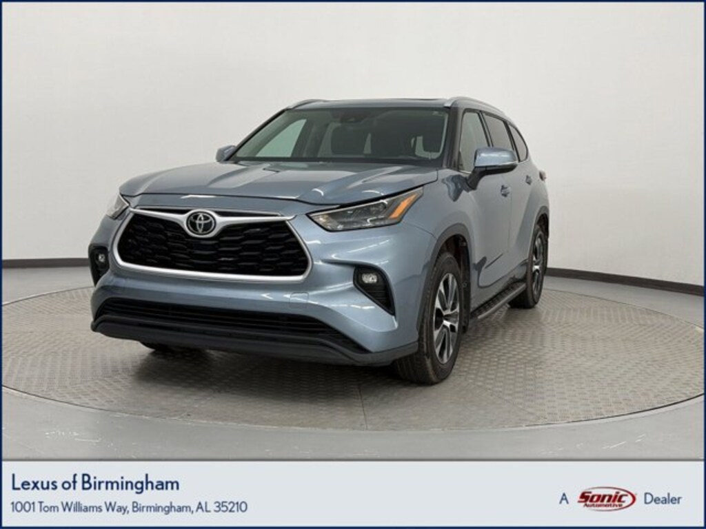 Used 2022 Toyota Highlander XLE SUV