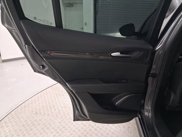 2023 Alfa Romeo Stelvio Quadrifoglio - Photo 31