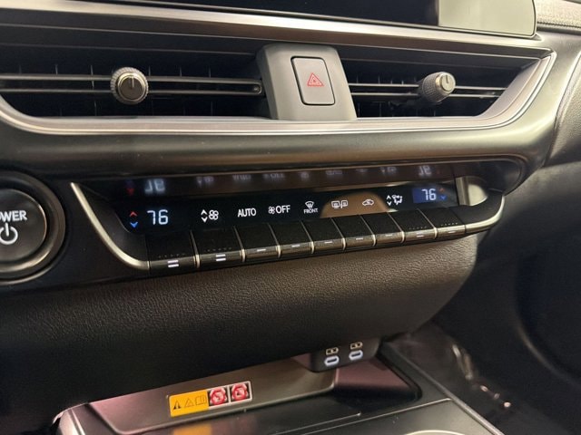 2026 Lexus UX Hybrid 300h Premium - Photo 29