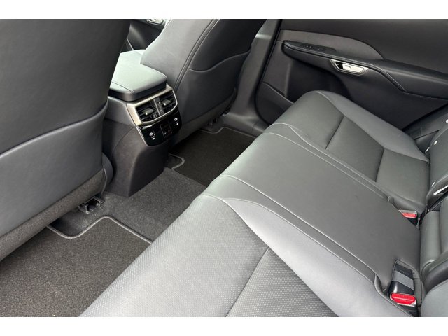 2026 Lexus RX 350 - Photo 24