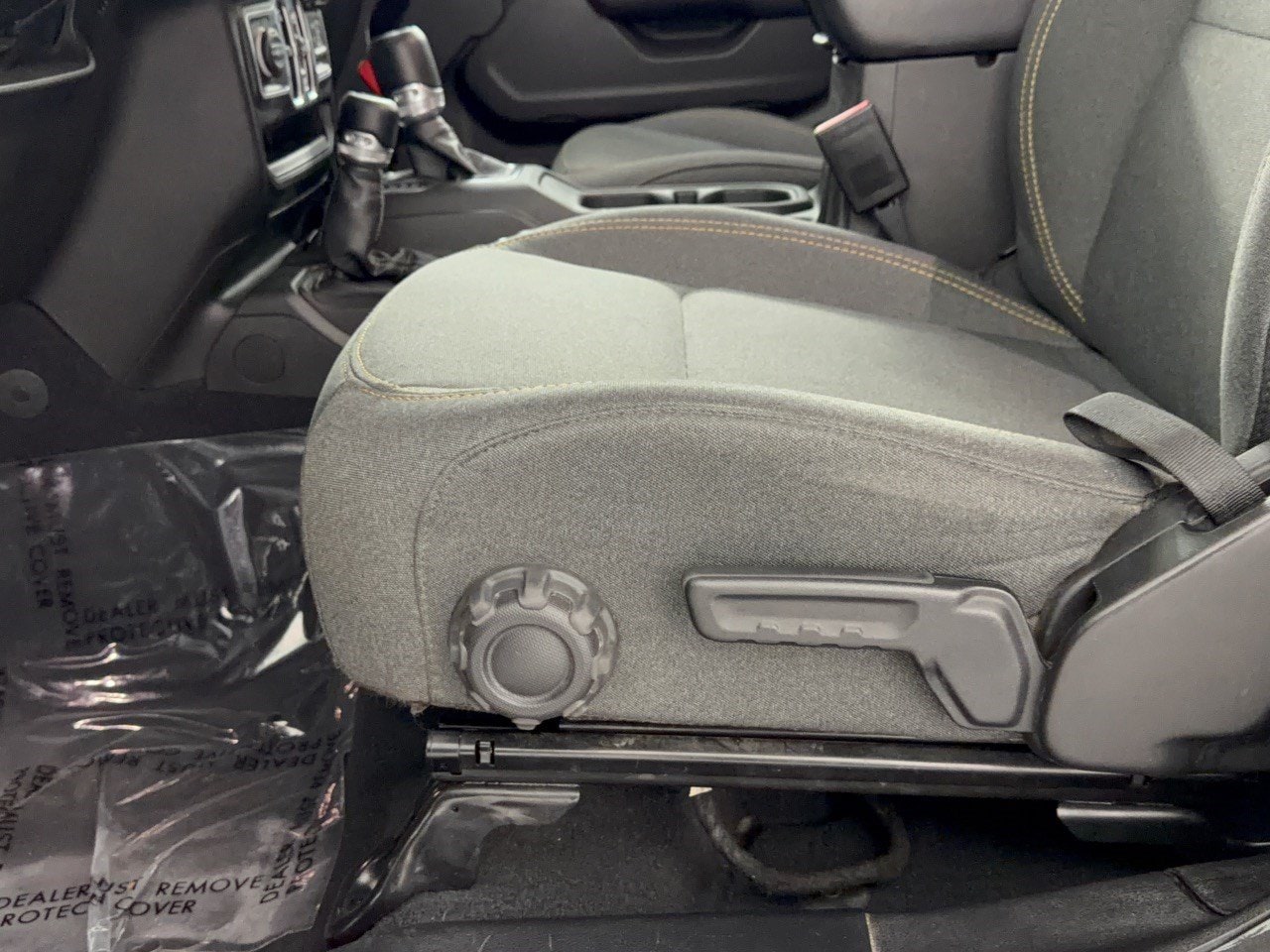 2024 Jeep Wrangler 4-Door Sport S - Photo 16