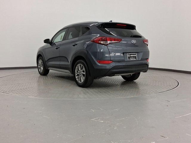 2017 Hyundai Tucson SE Plus photo 2
