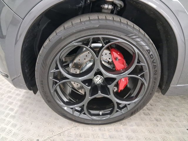 2023 Alfa Romeo Stelvio Quadrifoglio - Photo 11