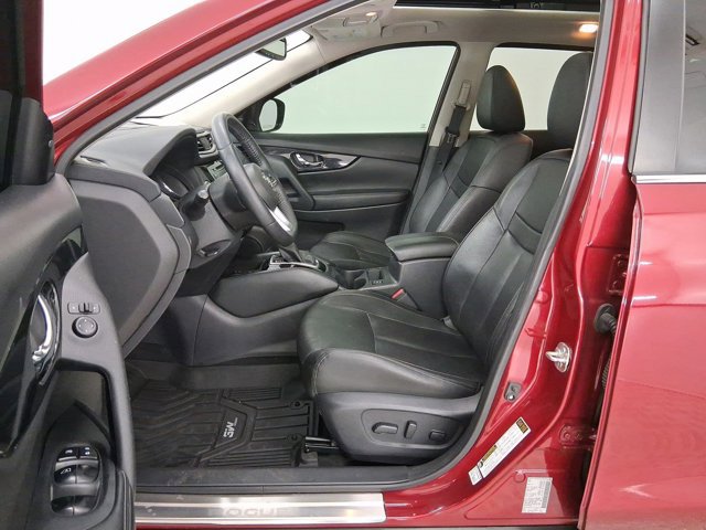 2020 Nissan Rogue SL photo 4