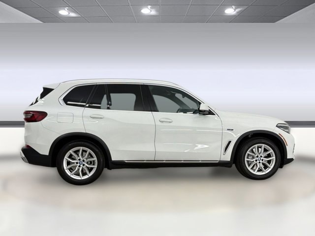 2022 BMW X5 PHEV xDrive45e photo 3