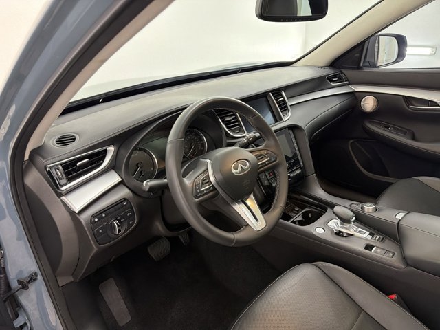 QX50 ESSENTIAL SUV