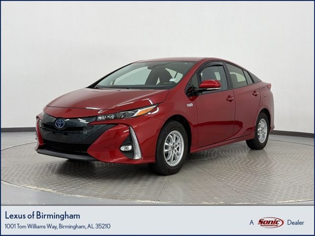 2017 Toyota Prius Prime Advanced's photo