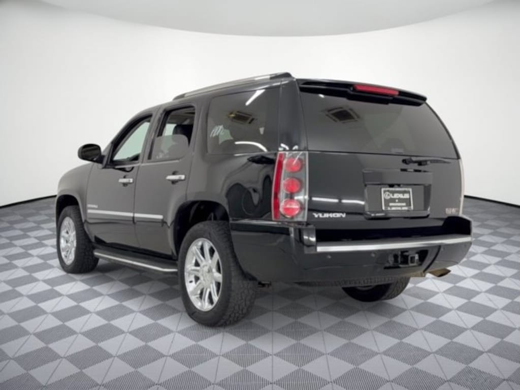 Used 2013 GMC Yukon Denali SUV
