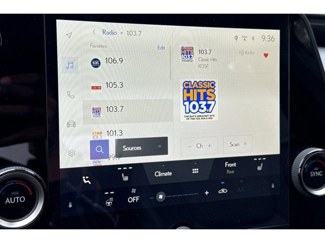 2026 Lexus RX 350 - Photo 17