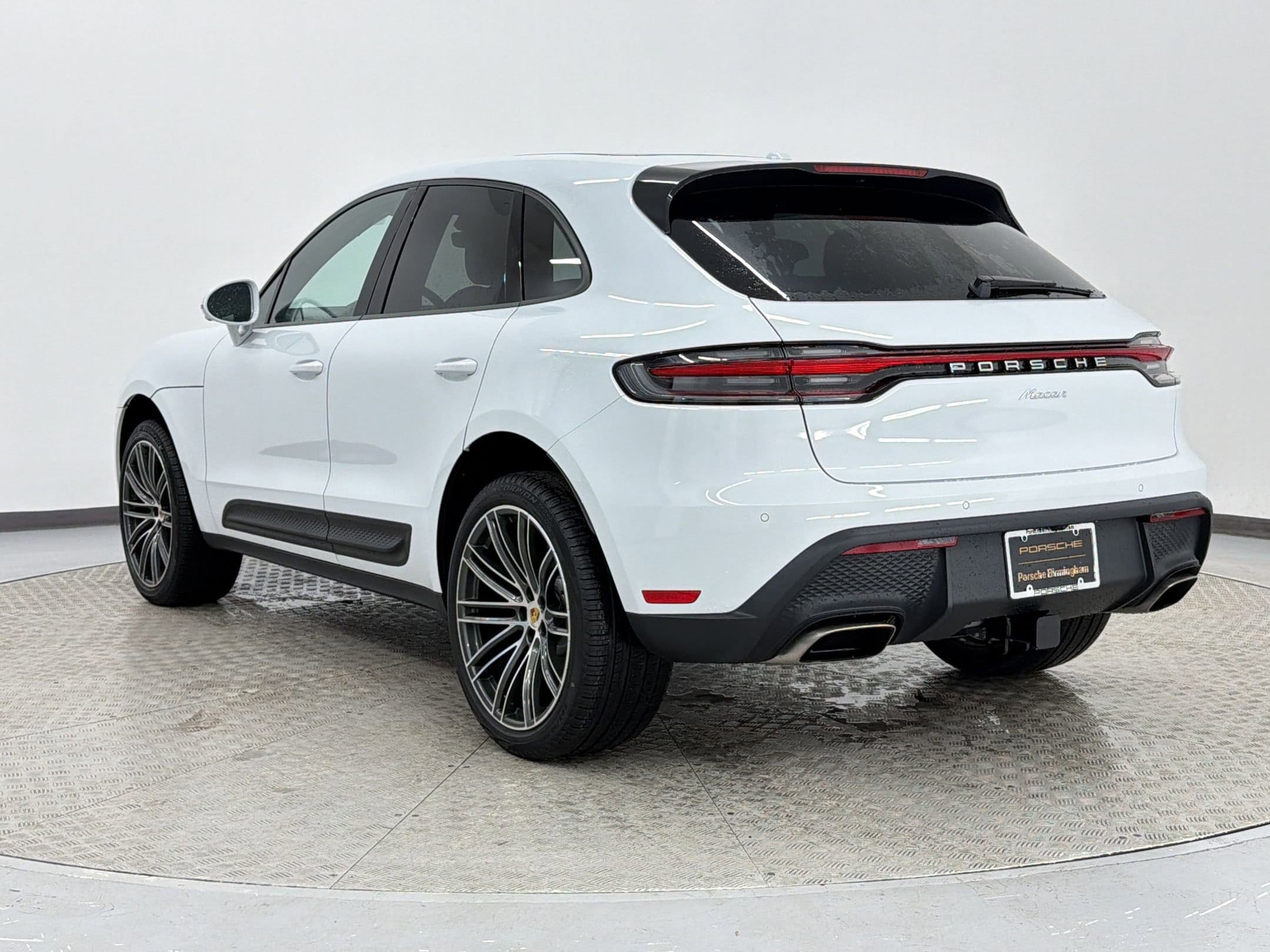 Macan SUV
