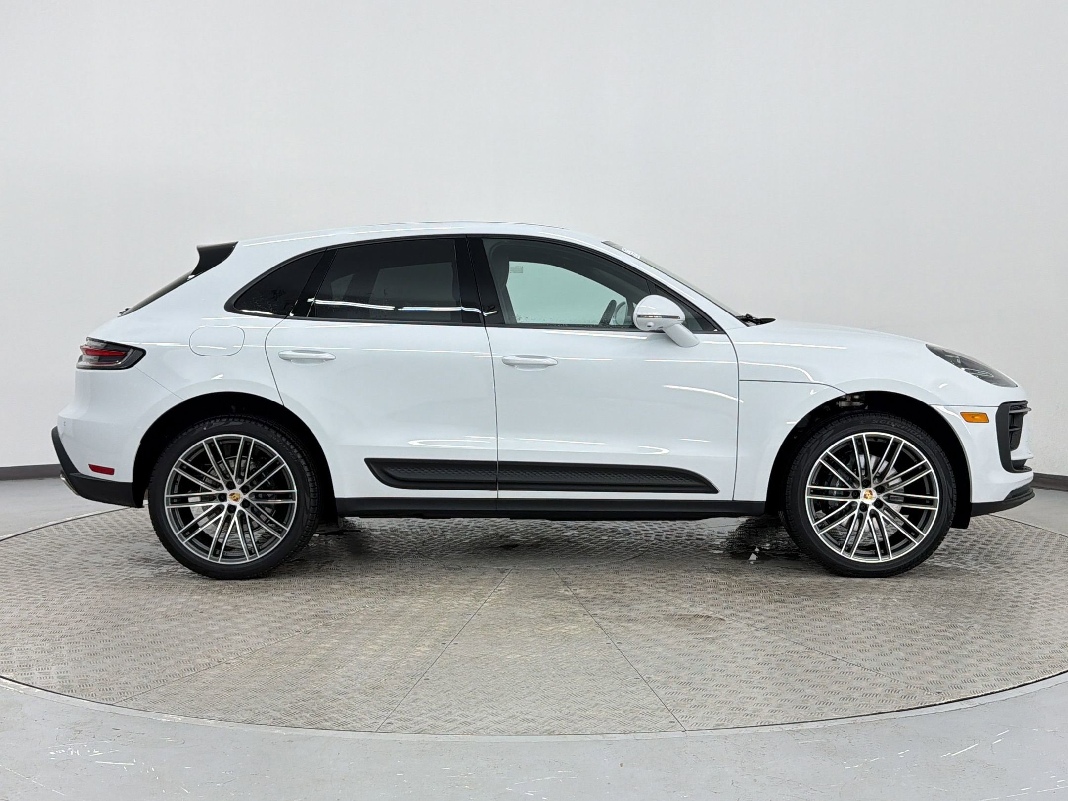 Macan SUV