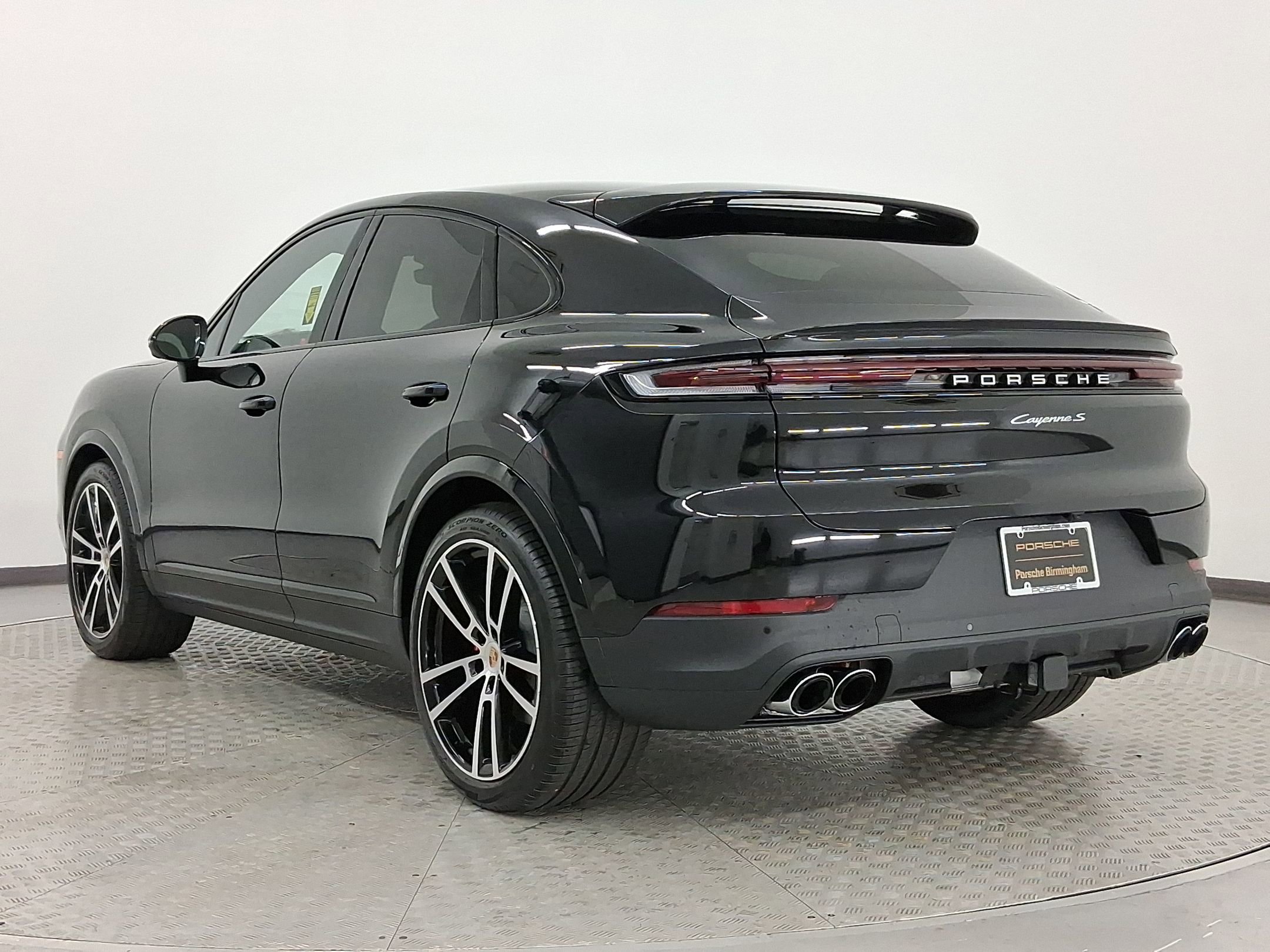 2026 Porsche Cayenne Coupe S photo 3
