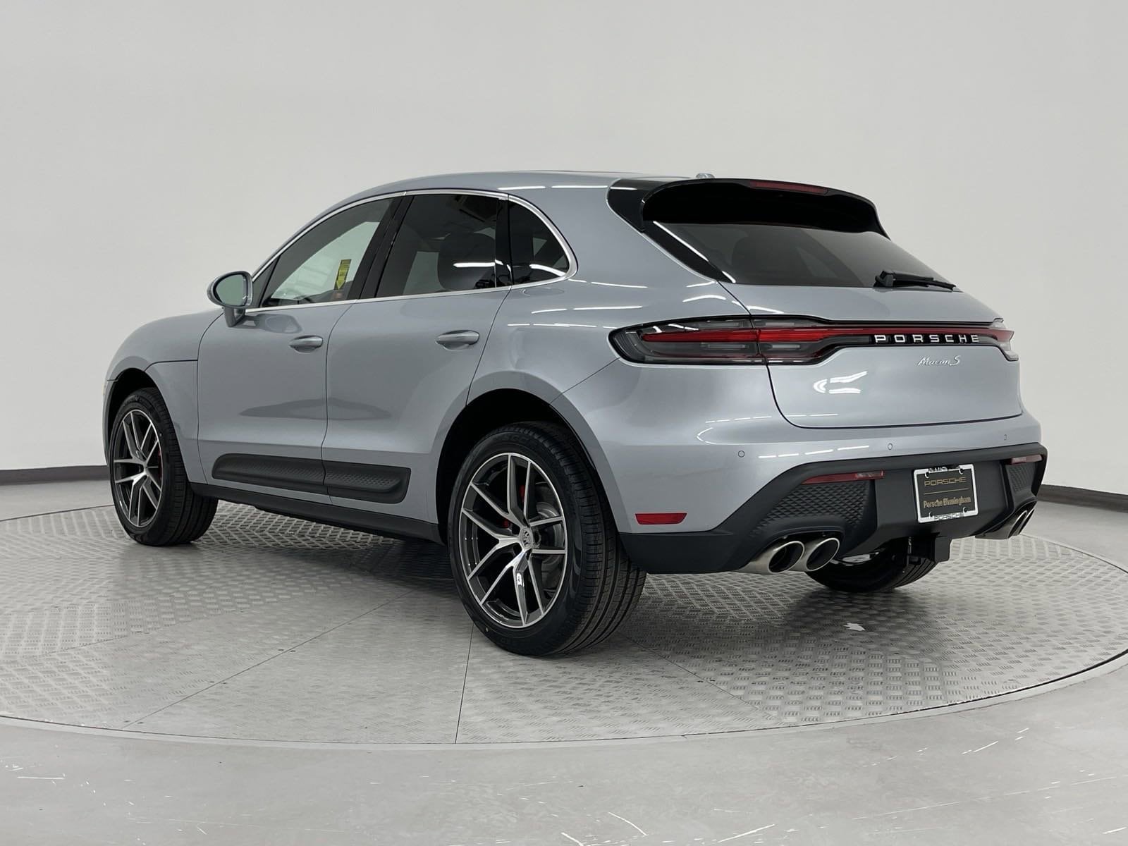 Used 2024 Porsche Macan S with VIN WP1AG2A52RLB38087 for sale in Irondale, AL