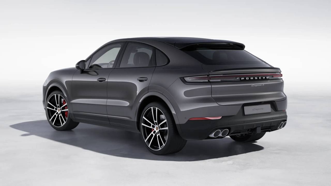 2026 Porsche Cayenne Coupe S photo 3