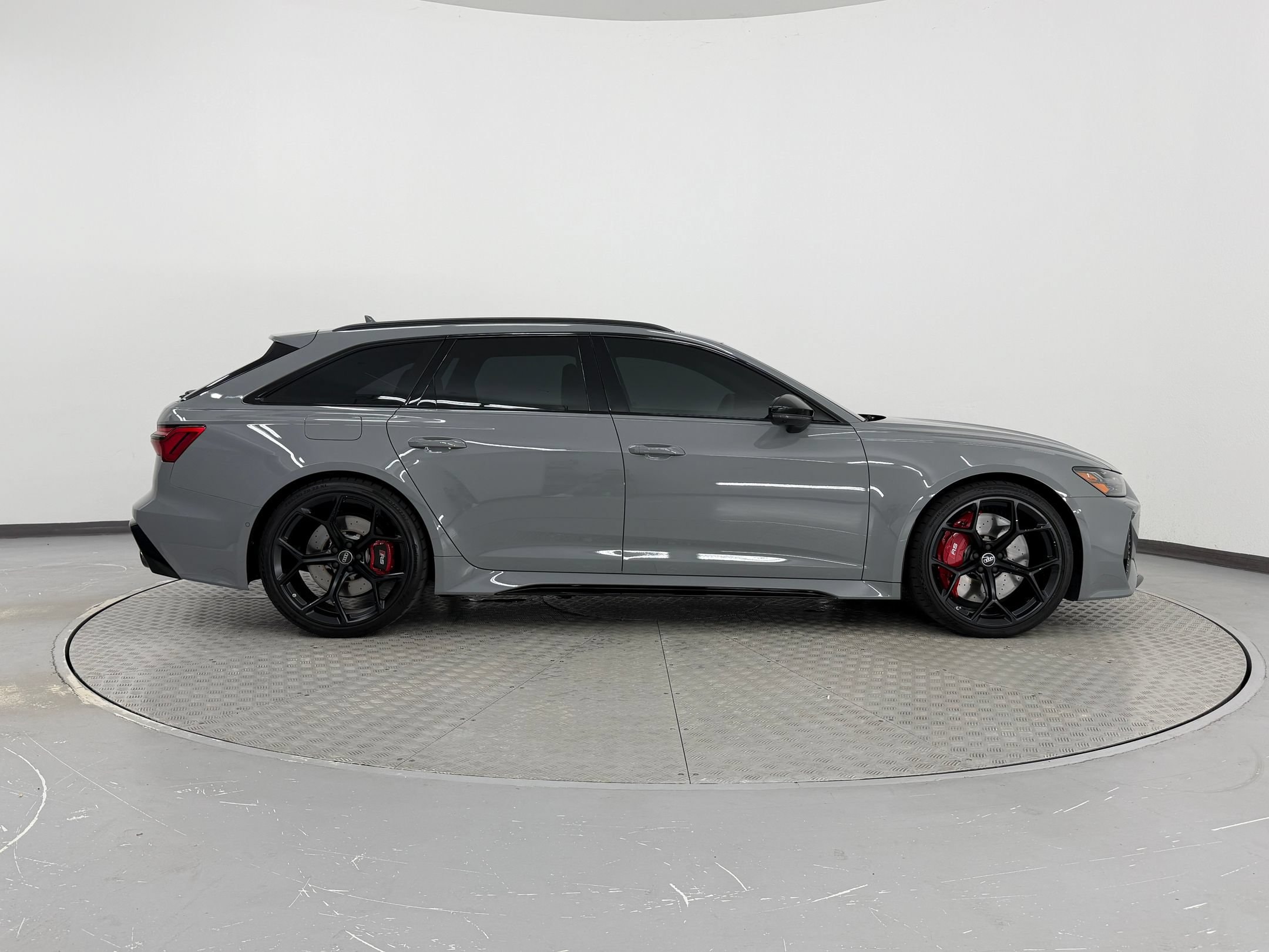 RS 6 Avant 4.0T Performance Wagon