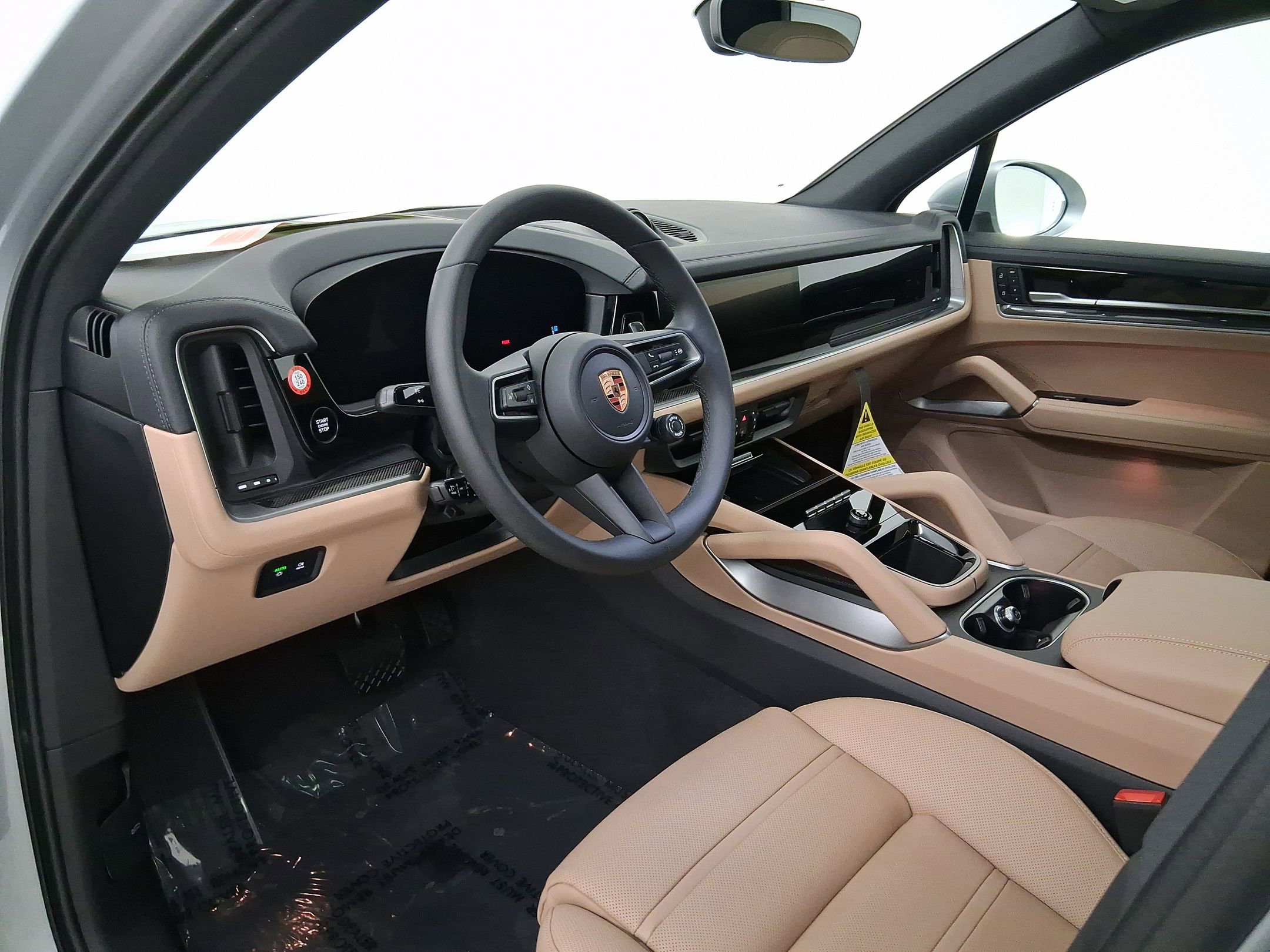 2026 Porsche Cayenne E-Hybrid photo 2
