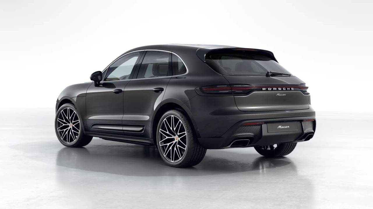 2026 Porsche Macan T photo 3