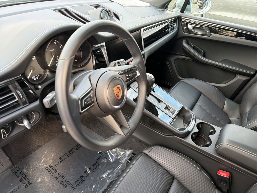 Certified 2025 Porsche Macan SUV