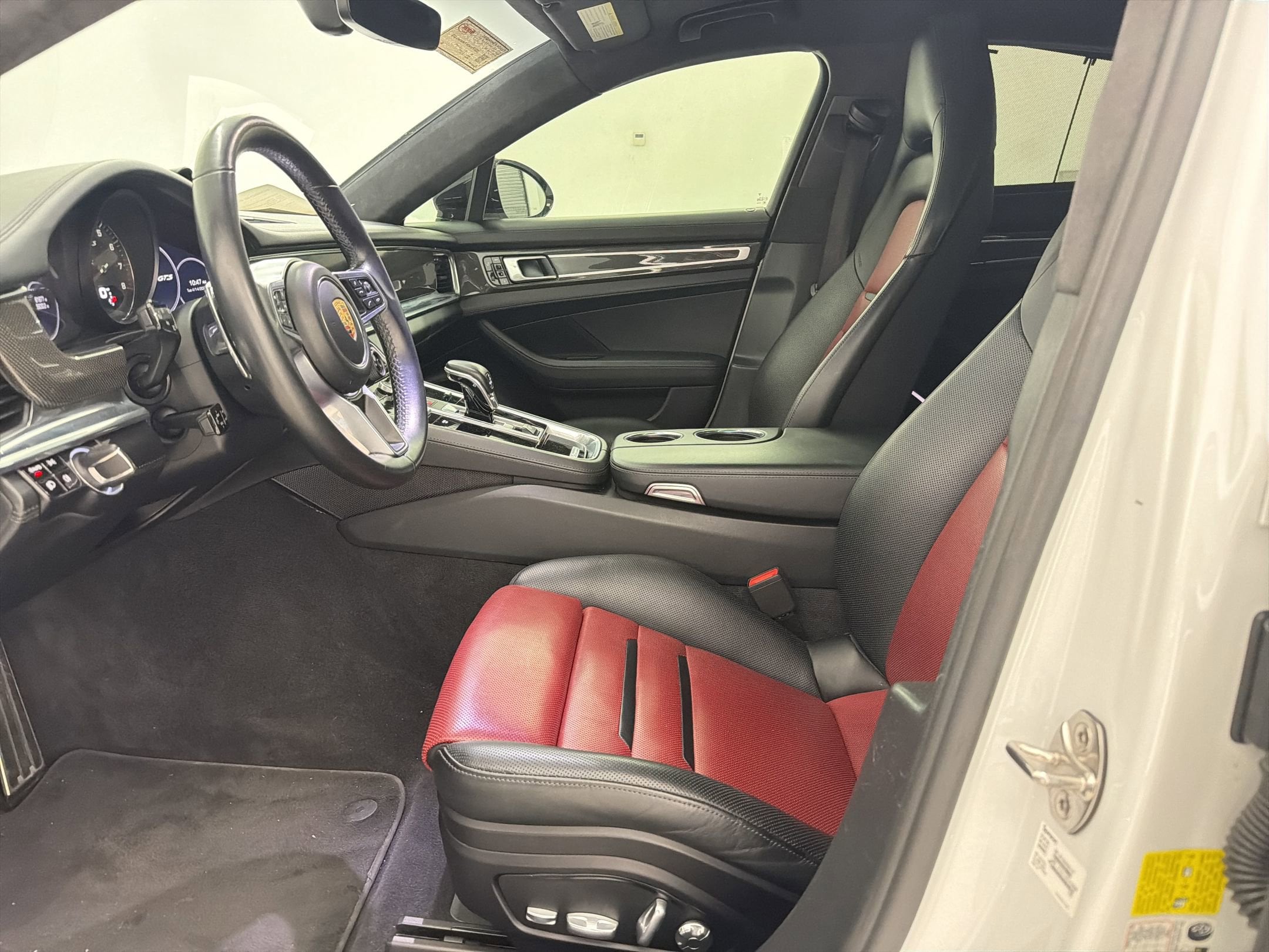 Panamera GTS Sedan