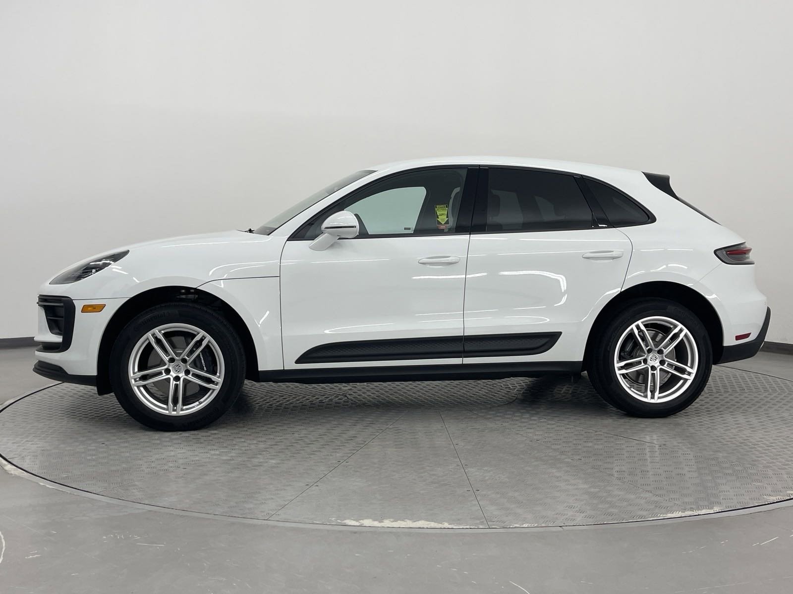 Certified 2024 Porsche Macan T with VIN WP1AA2A54RLB21535 for sale in Irondale, AL