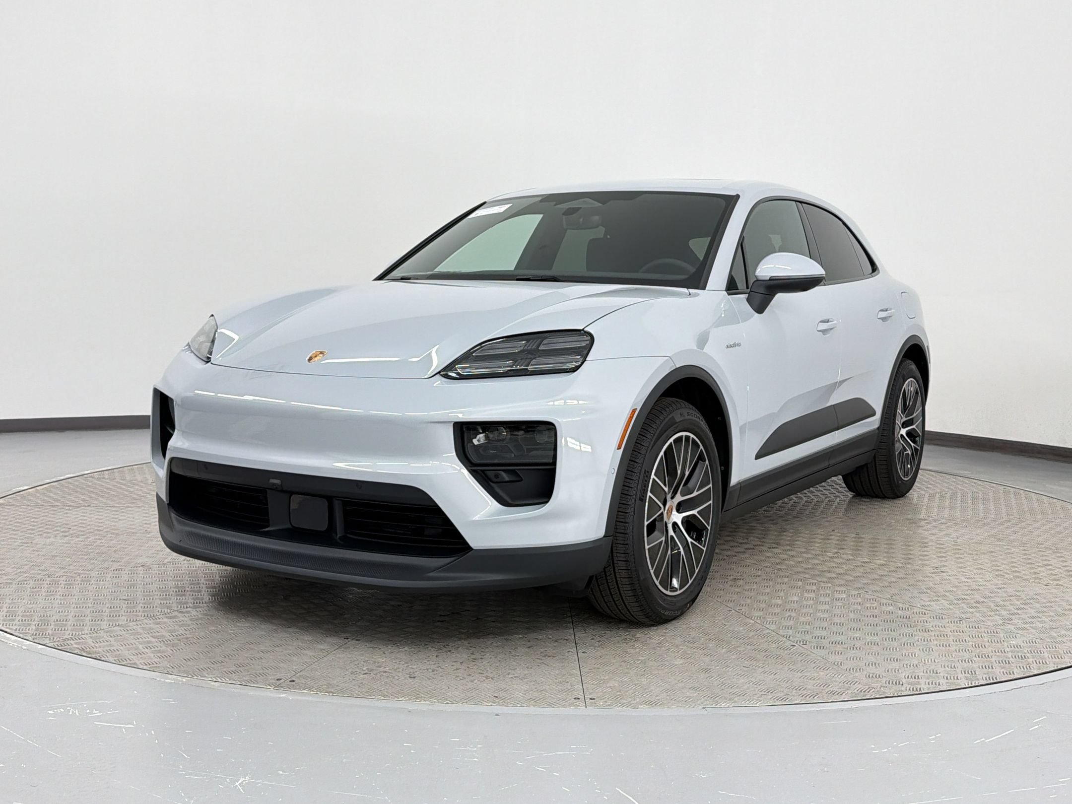 Macan Base SUV