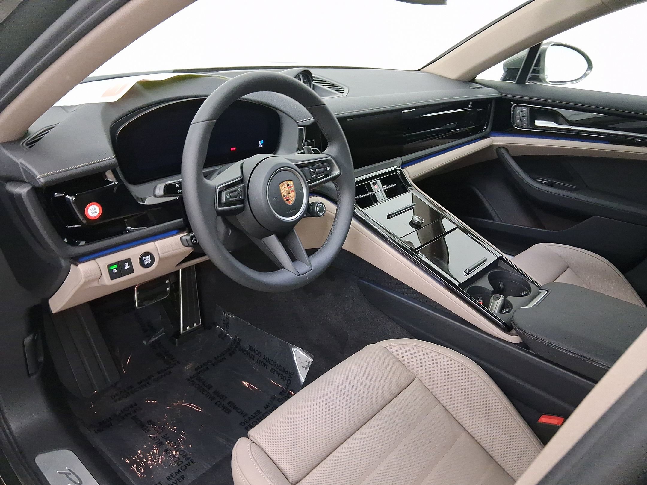 2026 Porsche Panamera E-Hybrid 4 photo 4
