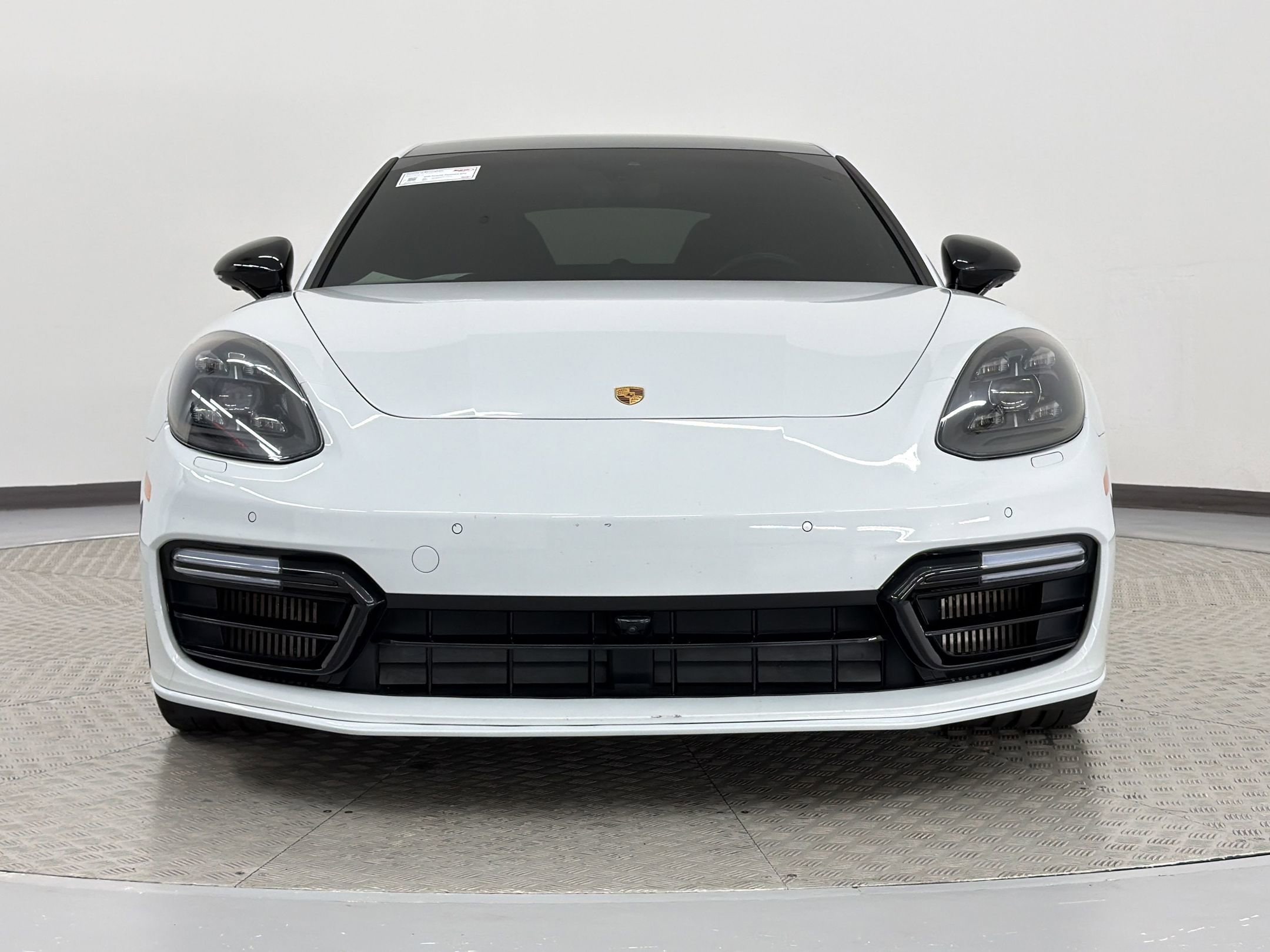 Panamera GTS Sedan