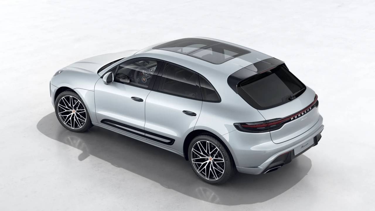 2026 Porsche Macan T photo 4